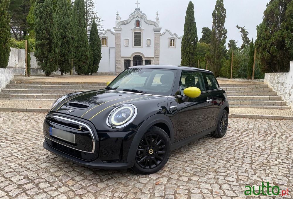2021' MINI Cooper Se 3 Portas photo #2