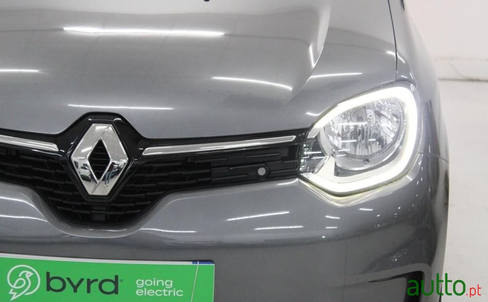 2022' Renault Twingo Electric Equilibre photo #5