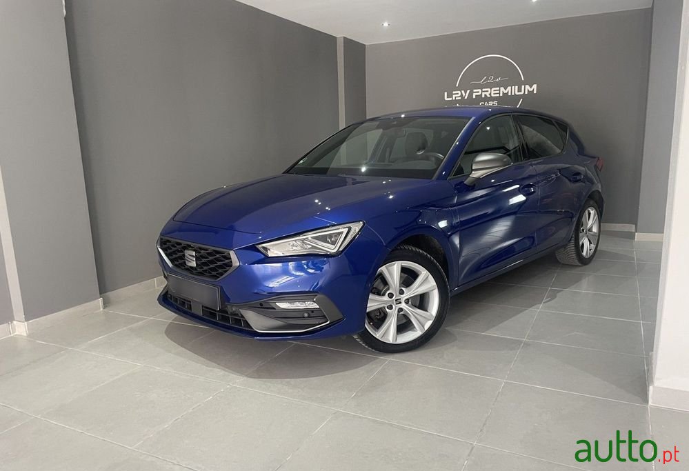 2020' SEAT Leon 1.4 E-Hybrid Dsg Fr photo #2