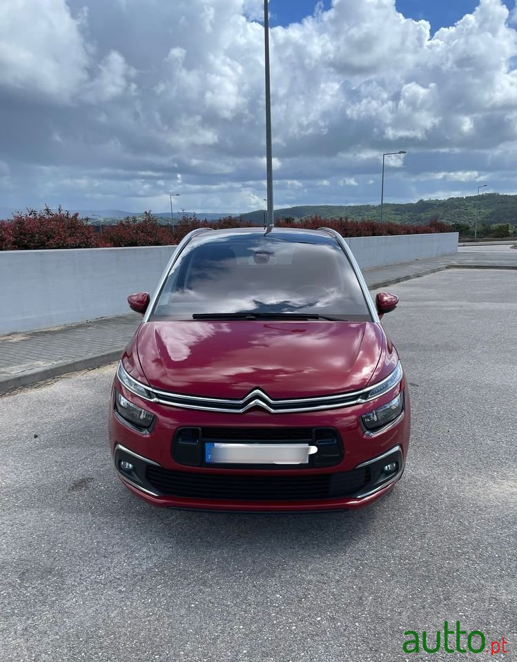 2018' Citroen C4 SpaceTourer photo #2