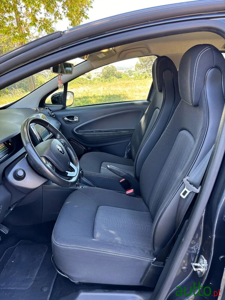 2018' Renault Zoe photo #6