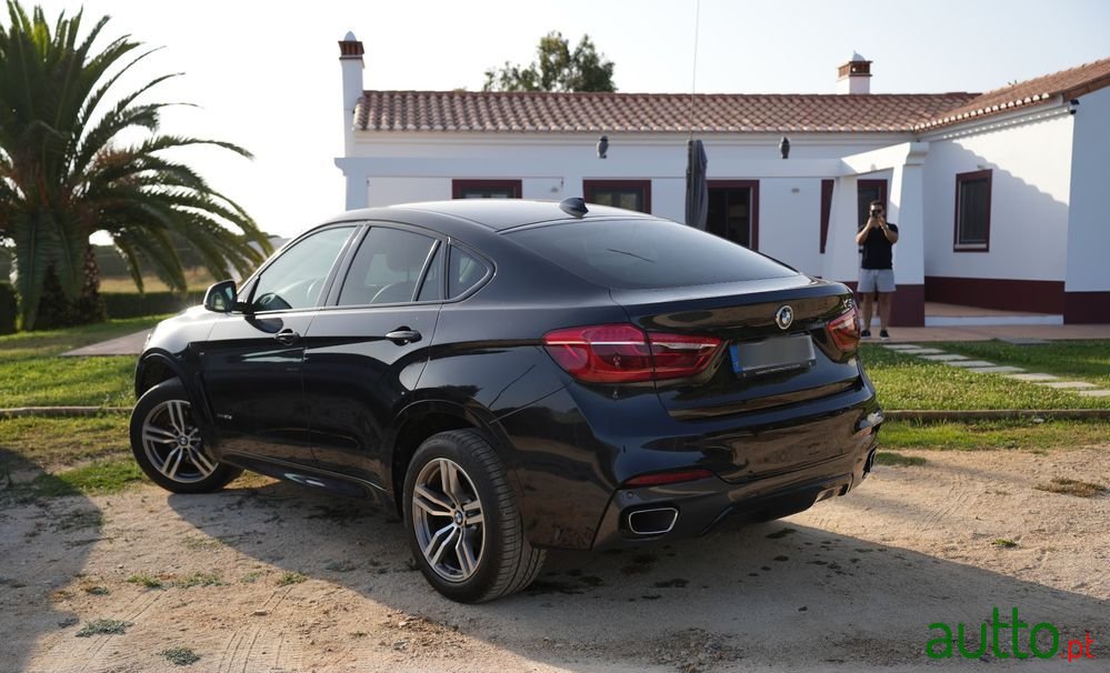 2015' BMW Série X photo #2