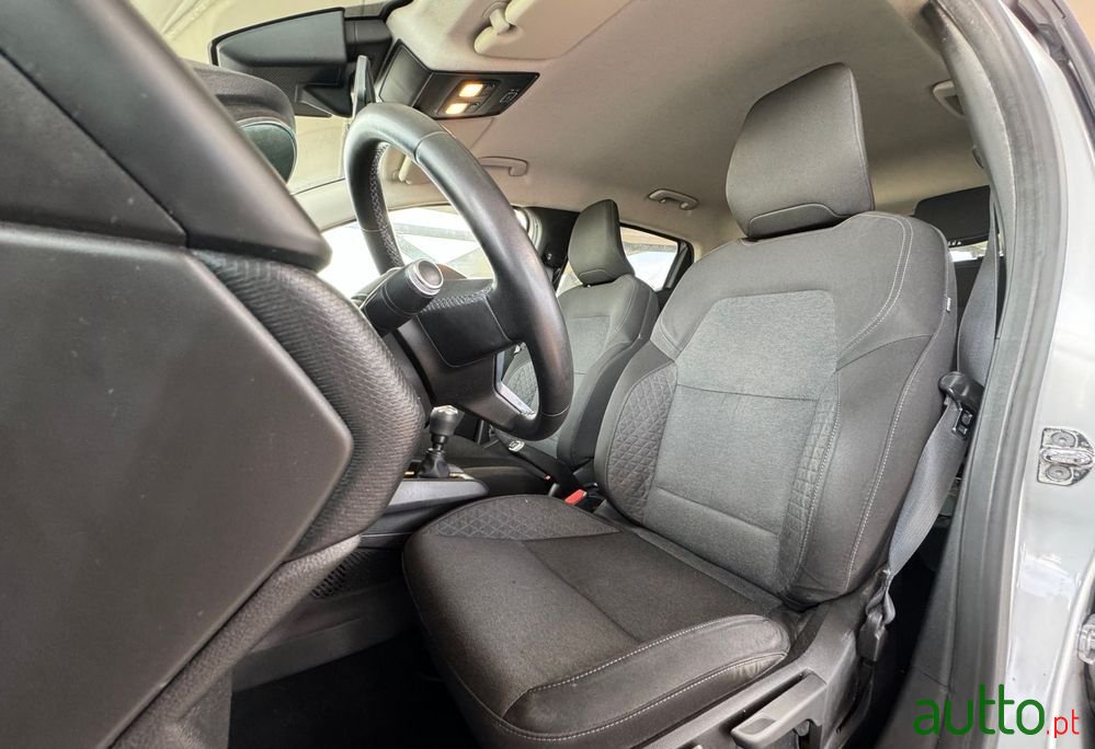 2020' Renault Clio photo #3