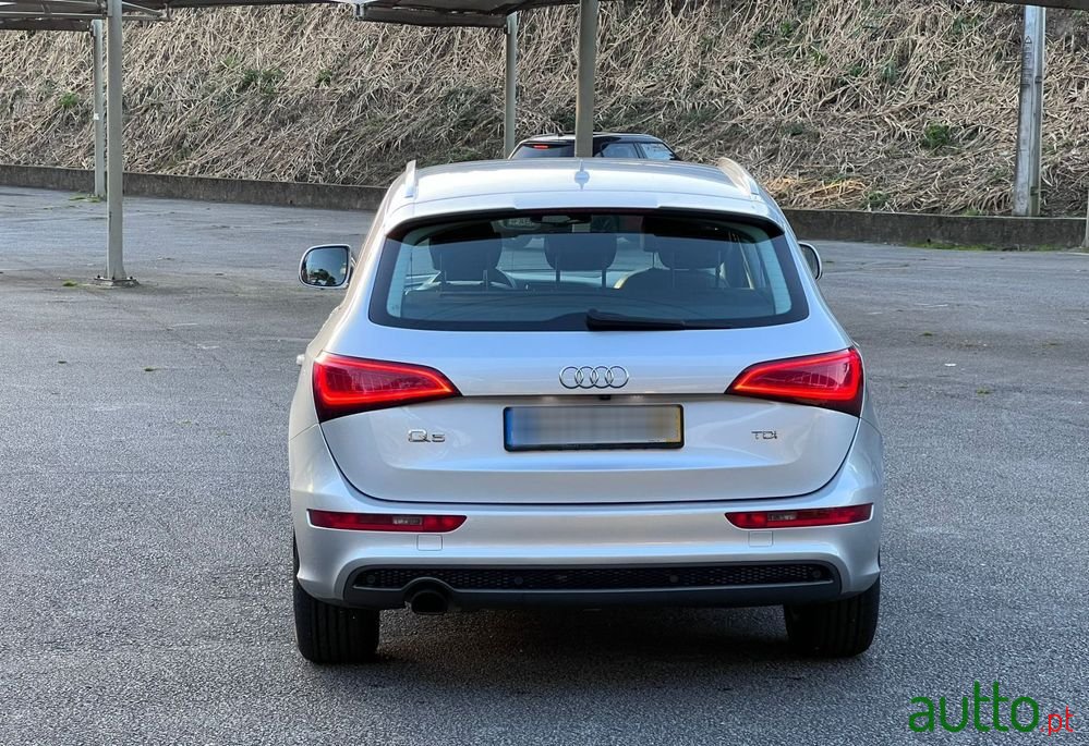 2014' Audi Q5 S-Line photo #5