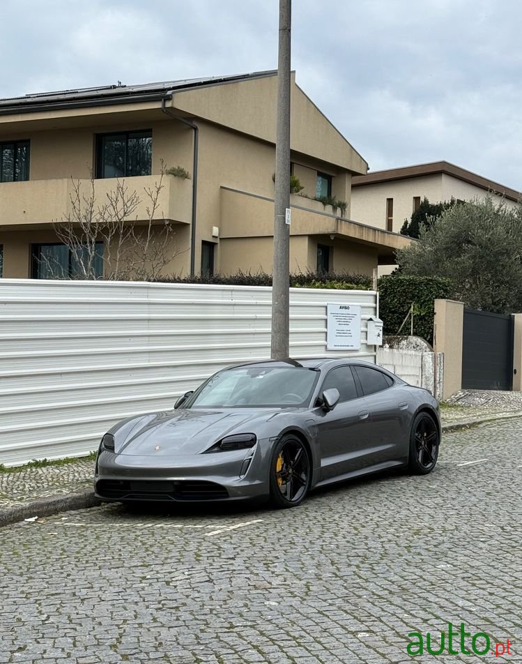 2023' Porsche Taycan Standard photo #1