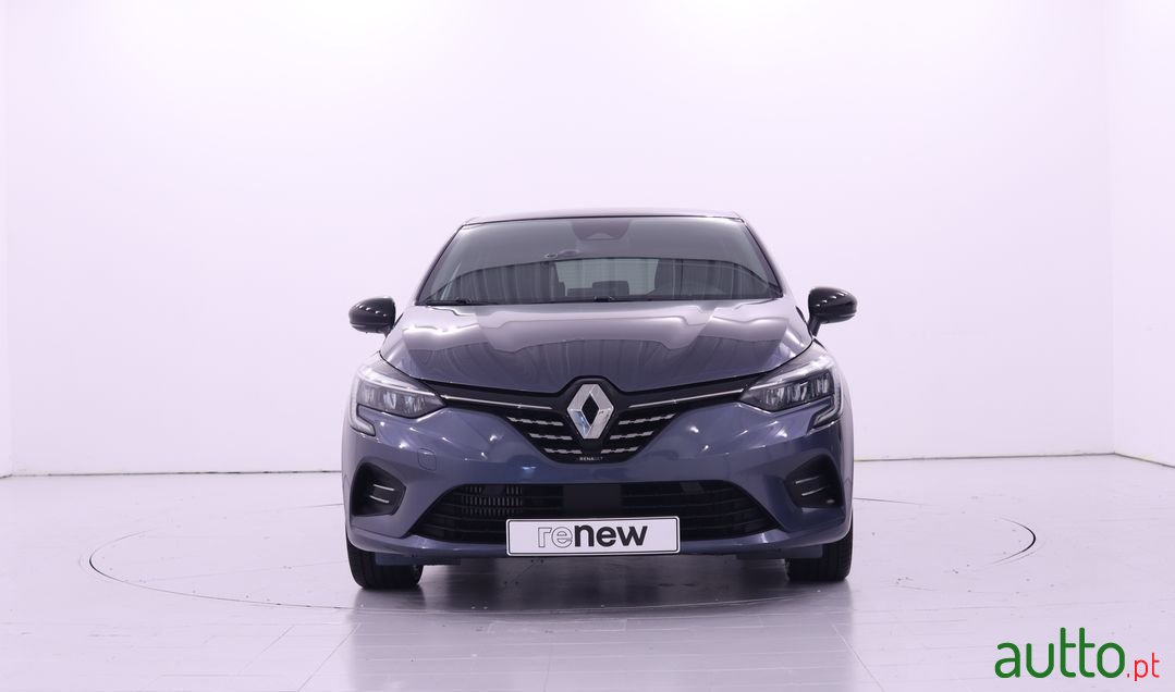 2021' Renault Clio photo #2