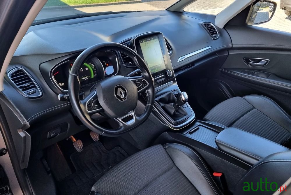2017' Renault Grand Scenic photo #4