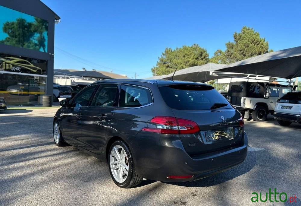 2015' Peugeot 308 Sw photo #4
