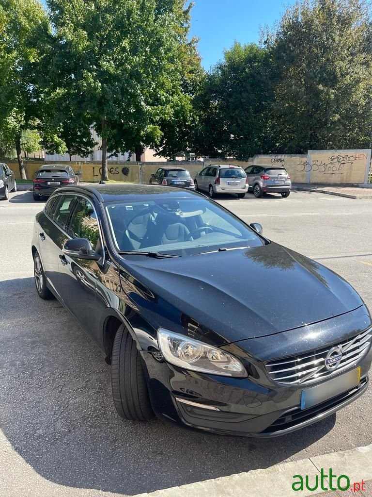 2016' Volvo V60 photo #1