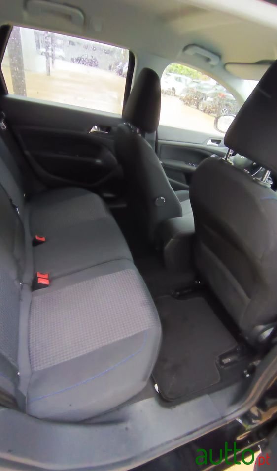 2018' Peugeot 308 Sw photo #6