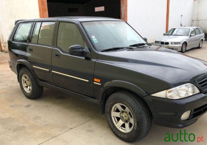 1999' SsangYong Musso photo #2