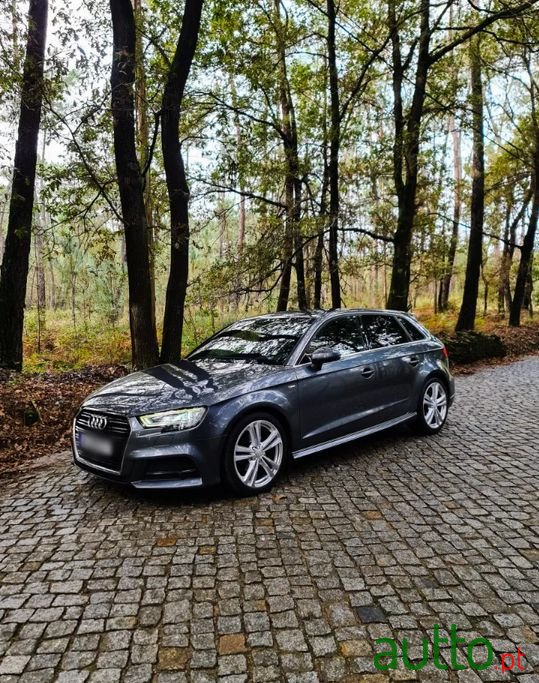 2017' Audi A3 Sportback photo #1