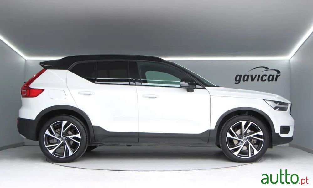 2018' Volvo Xc 40 photo #3