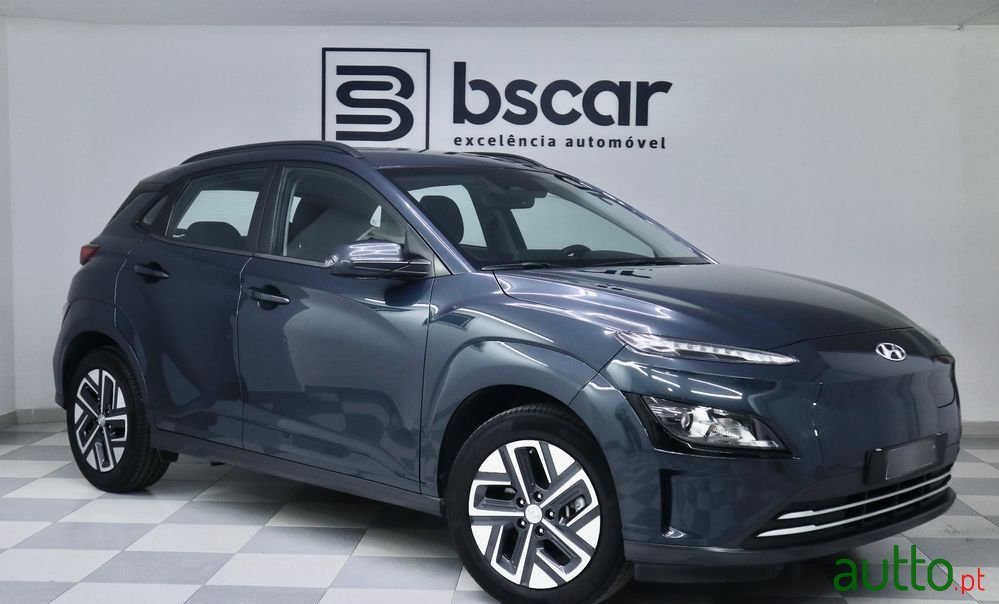 2022' Hyundai Kauai photo #1