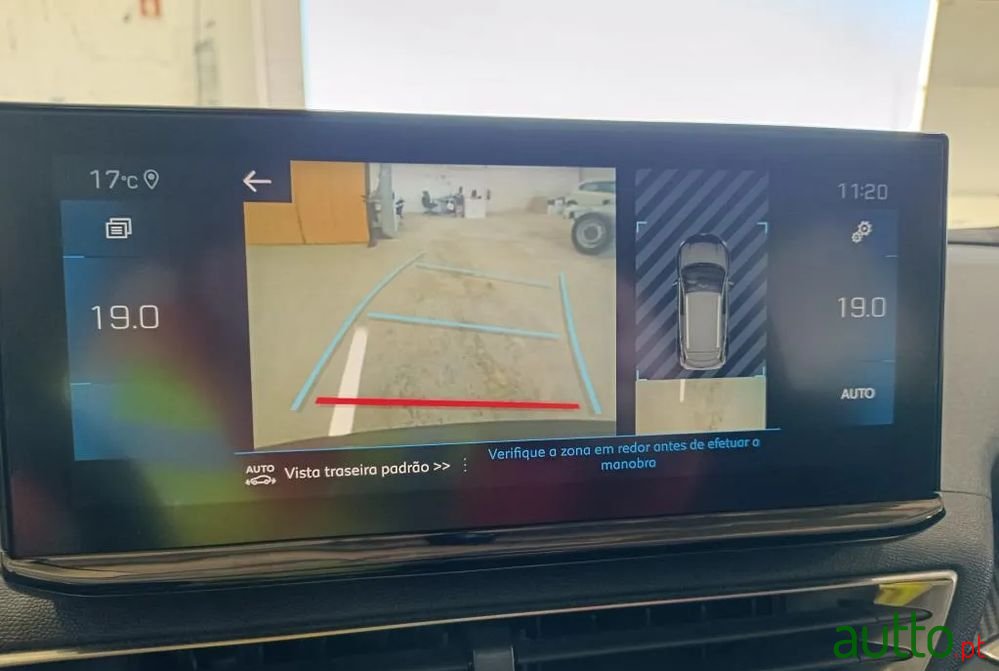 2021' Peugeot 3008 1.5 Bluehdi Active photo #4