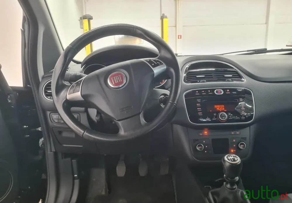 2018' Fiat Punto 1.2 Easy S&S photo #4