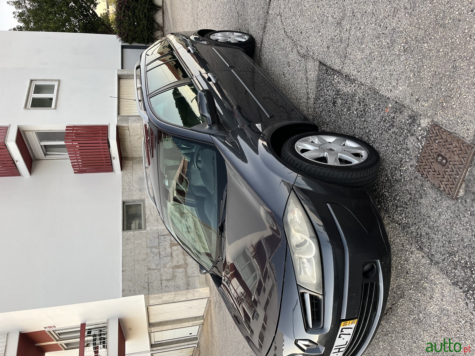 2009' Renault Megane RS photo #3