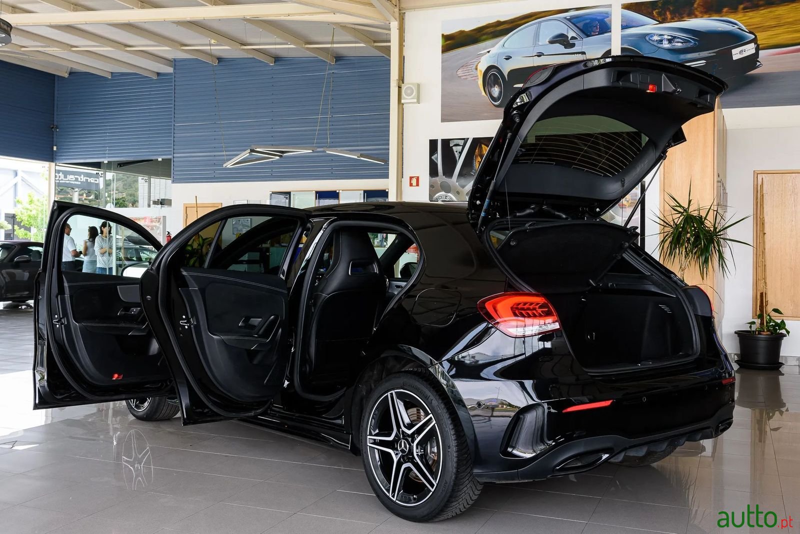 2020' Mercedes-Benz A-250 photo #5