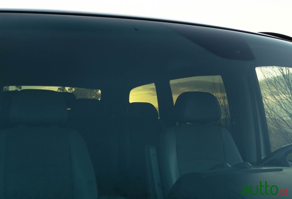 2007' Mercedes-Benz Viano photo #5