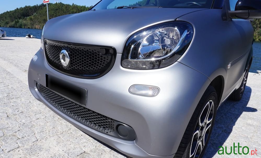 2016' Smart Fortwo Passion photo #4
