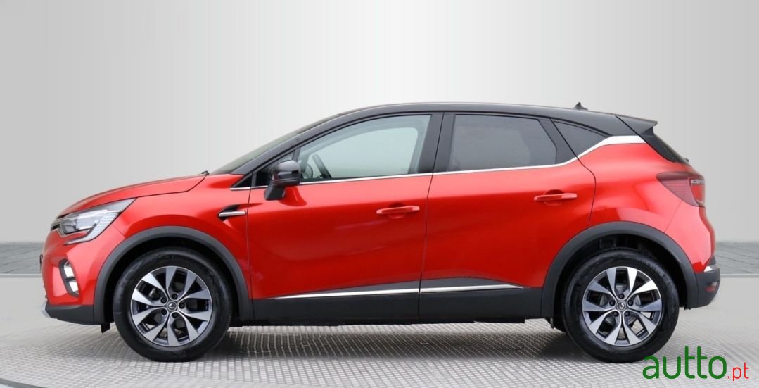 2020' Renault Captur photo #2
