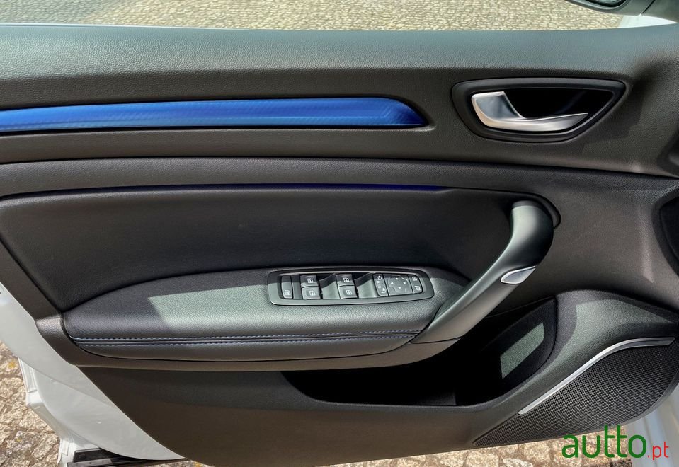 2018' Renault Megane Sports Tourer photo #4