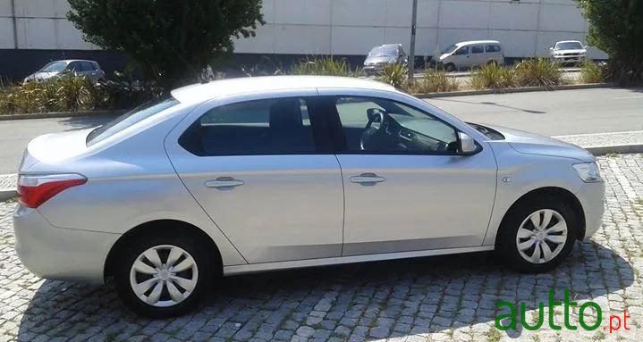 2013' Citroen C-Elysee 1.2 Vti Seduction photo #6