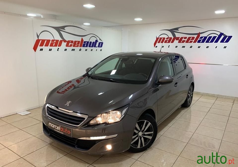 2014' Peugeot 308 photo #1