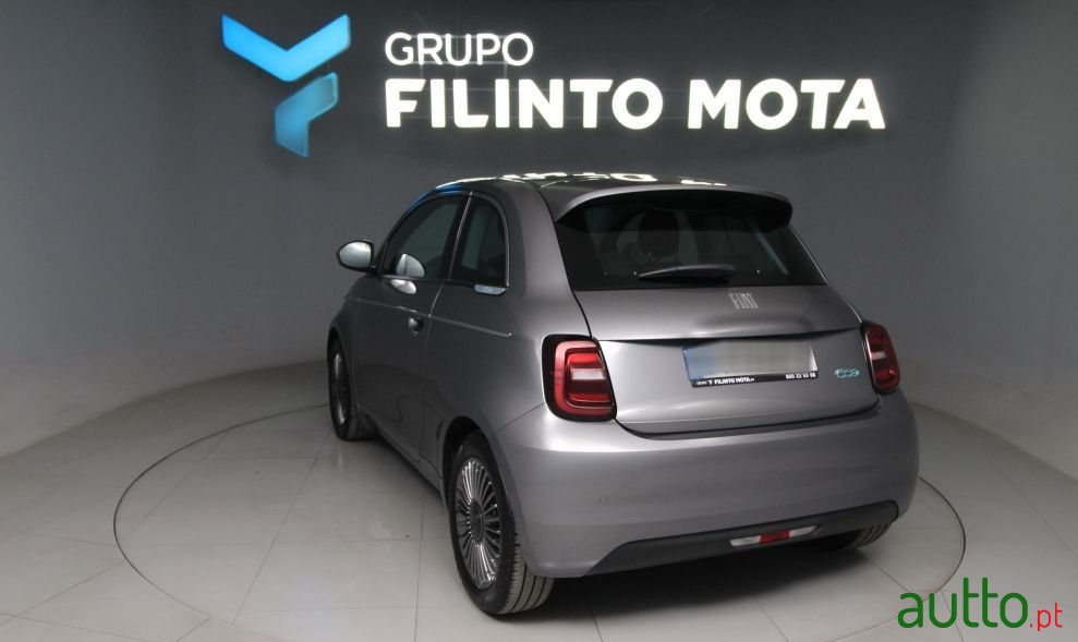 2022' Fiat 500e Icon photo #4