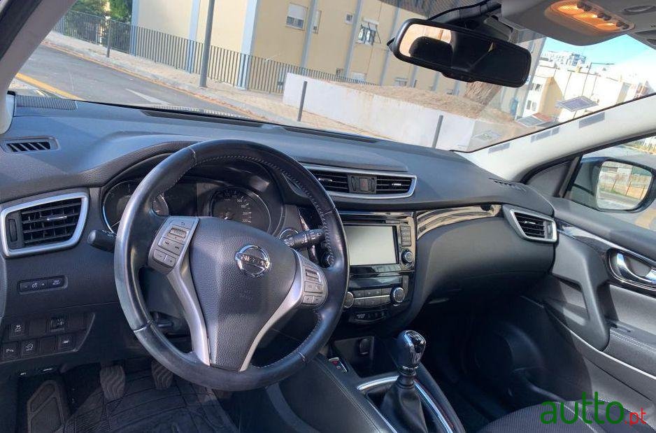 2014' Nissan Qashqai photo #4