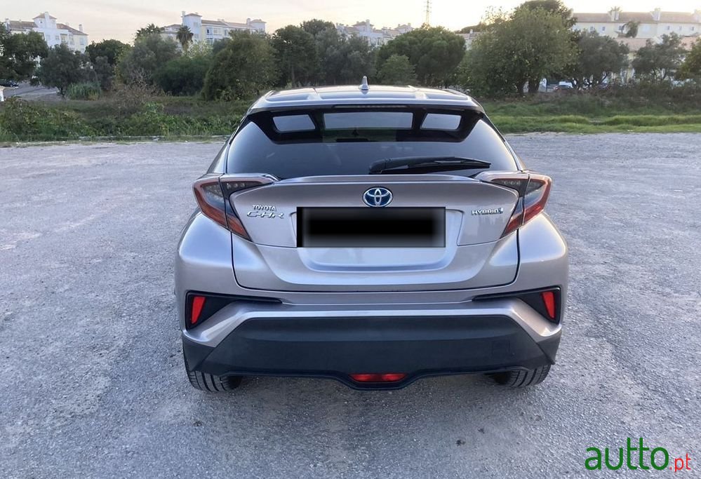 2018' Toyota C-HR 1.8 Hsd Exclusive photo #4