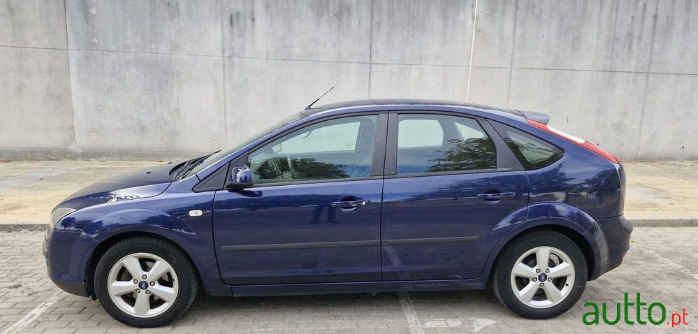 2005' Ford Focus photo #4