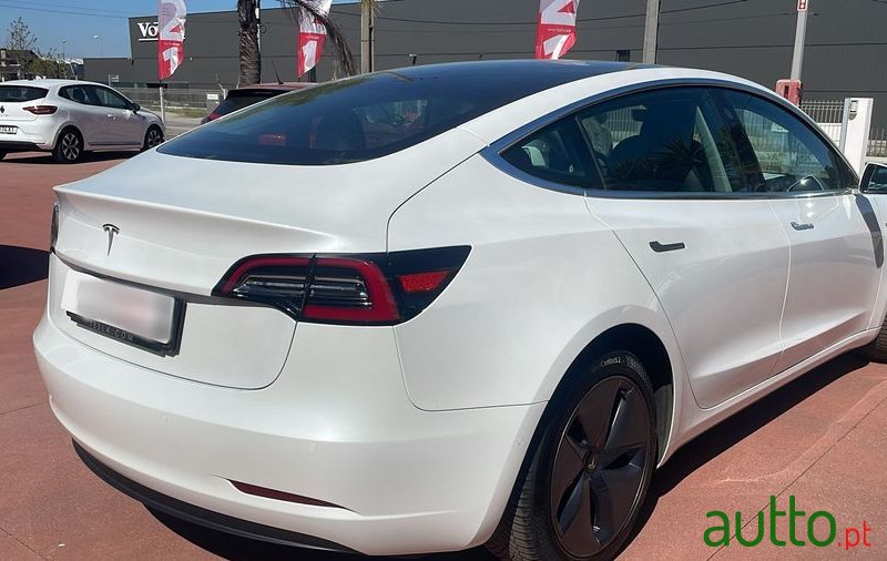 Model 3 Standard Rwd Plus 2020' Tesla Model 3 Standard Rwd Plus for sale. Águeda, Portugal