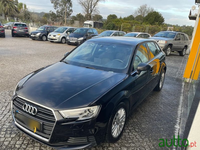 2017' Audi A3 Sportback photo #4