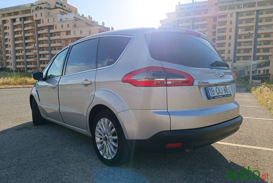 2014' Ford S-Max photo #3