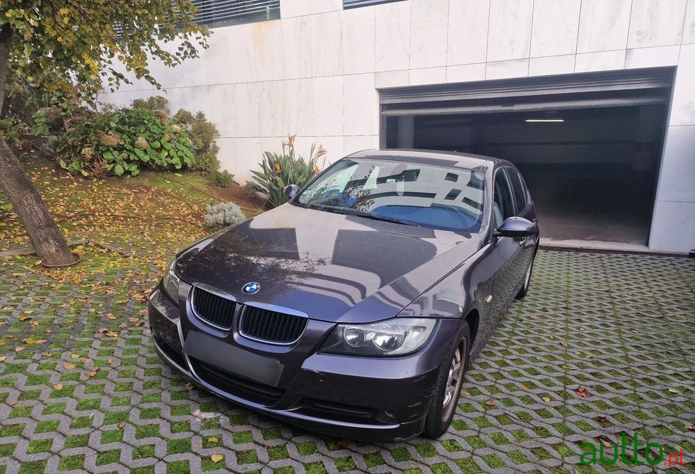 2005' BMW Série 3 D photo #1