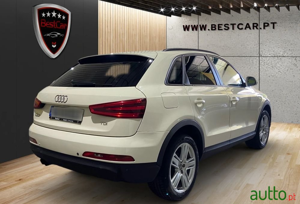 2012' Audi Q3 2.0 Tdi photo #3