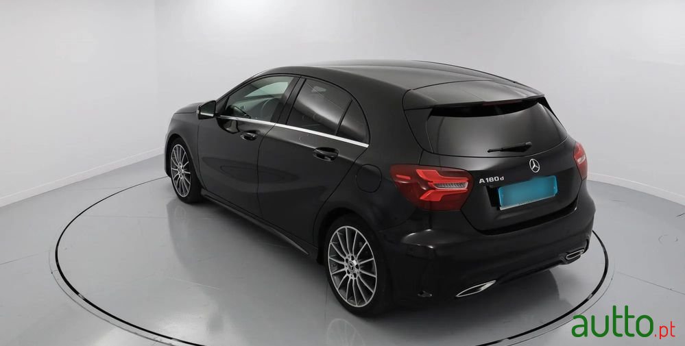 2017' Mercedes-Benz A 180 D Amg Line photo #4