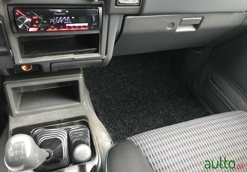 1995' Mitsubishi L 200 2.5 TD 4x4 photo #6