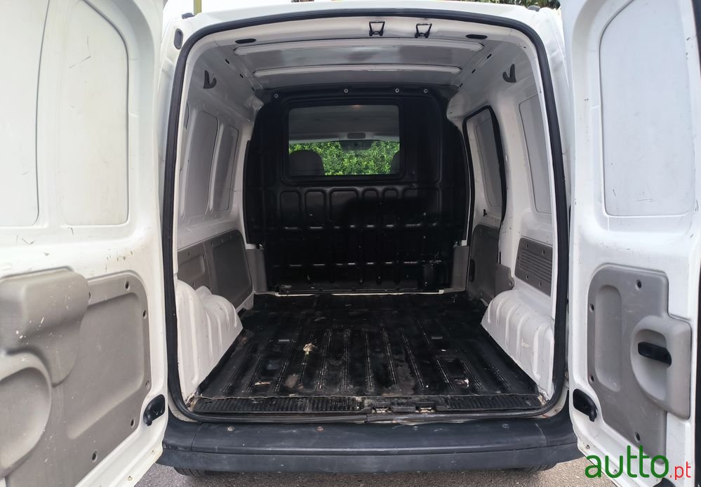 2008' Renault Kangoo photo #2