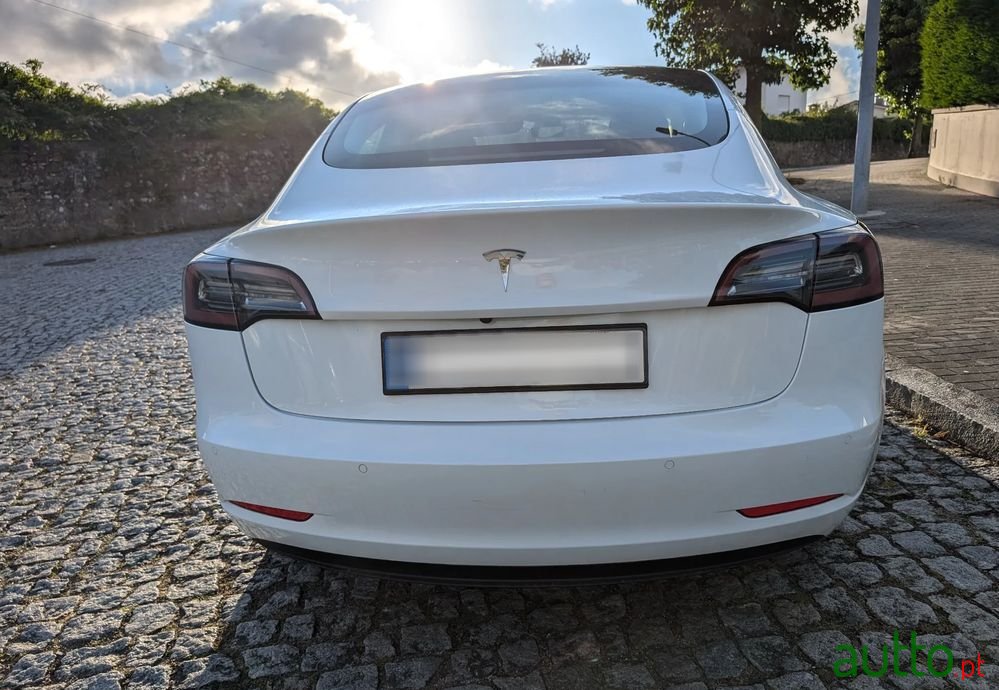 2022' Tesla Model 3 photo #3