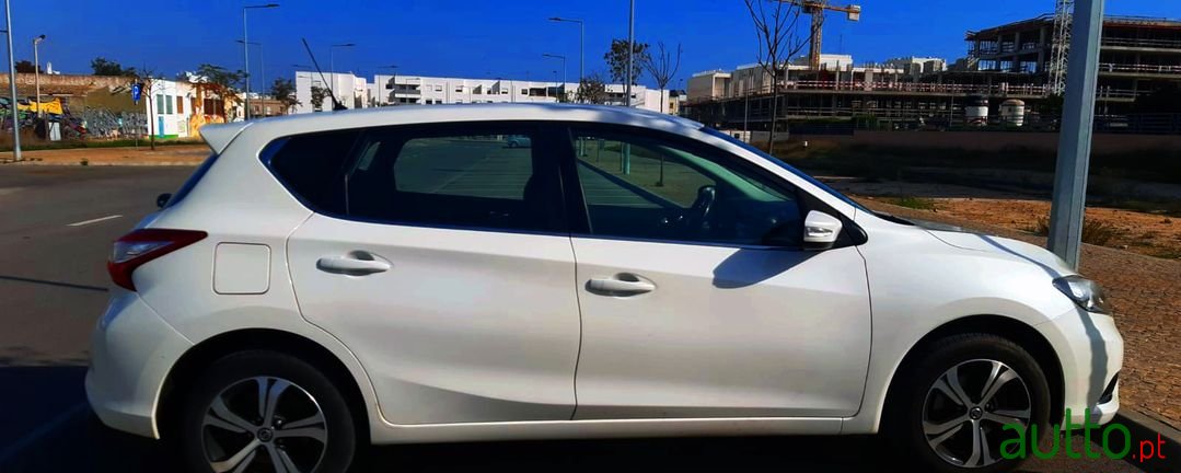 2017' Nissan Pulsar photo #2