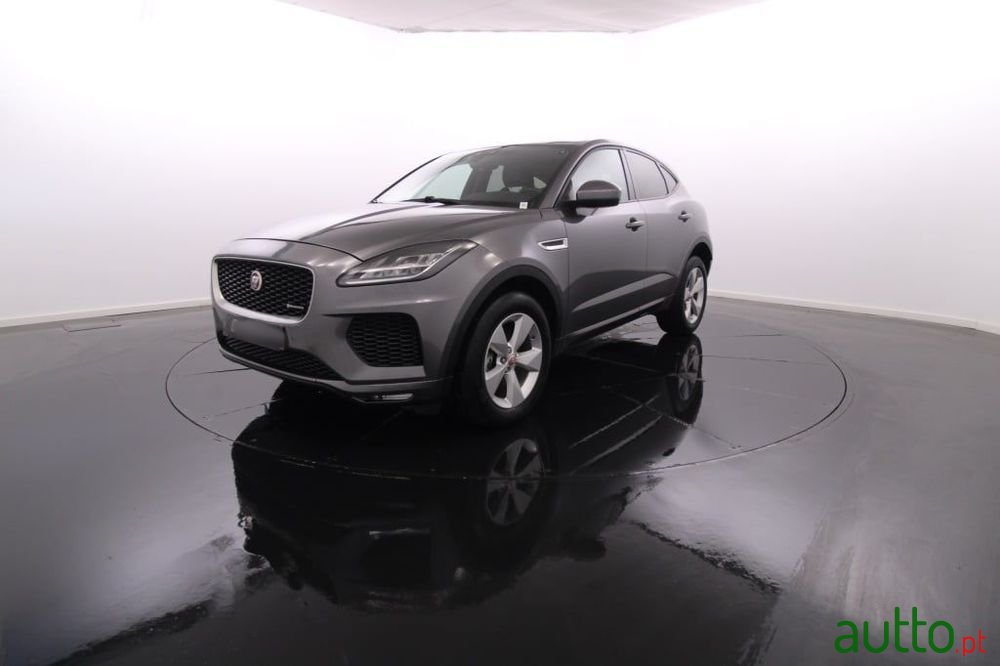 2018' Jaguar E-Pace 2.0 I4D R-Dynamic S photo #1