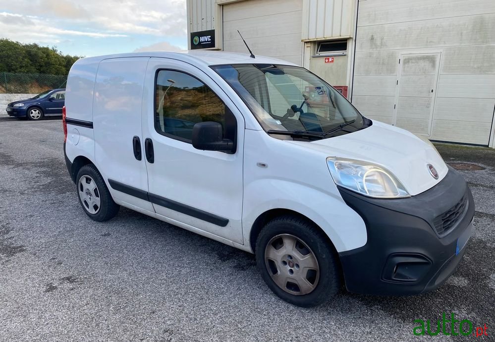 2016' Fiat Fiorino Multijet Base photo #1