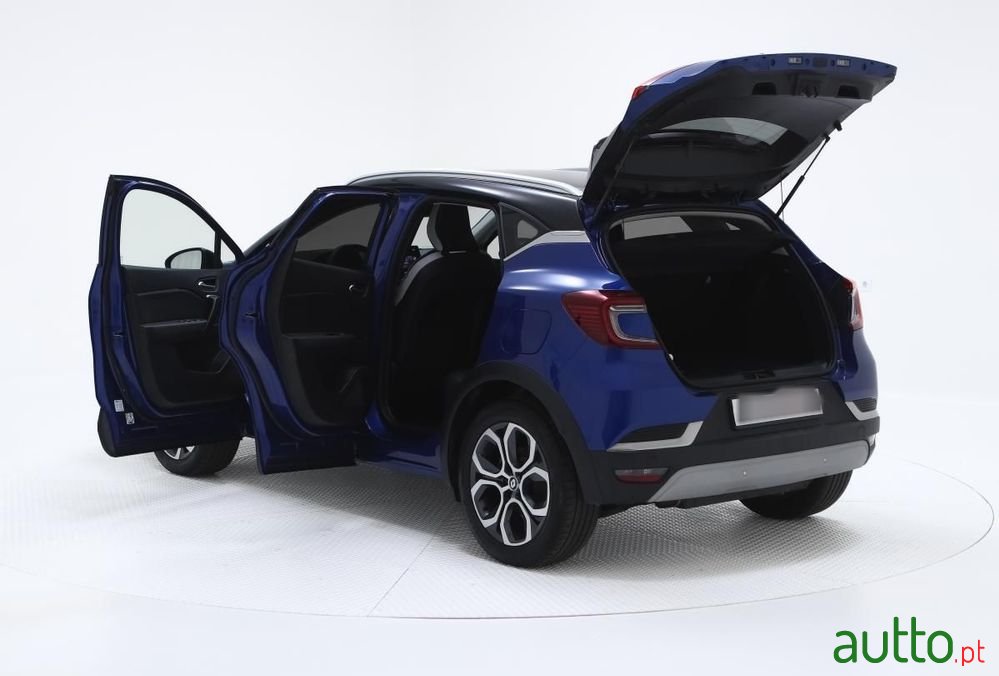 2022' Renault Captur photo #5