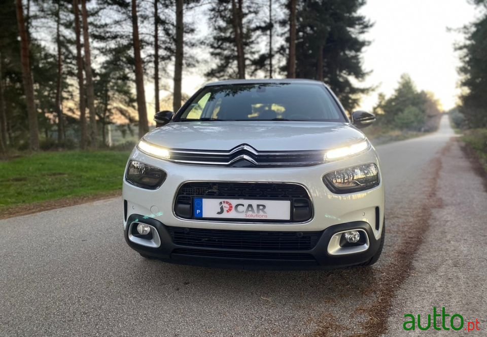 2019' Citroen C4 Cactus photo #4