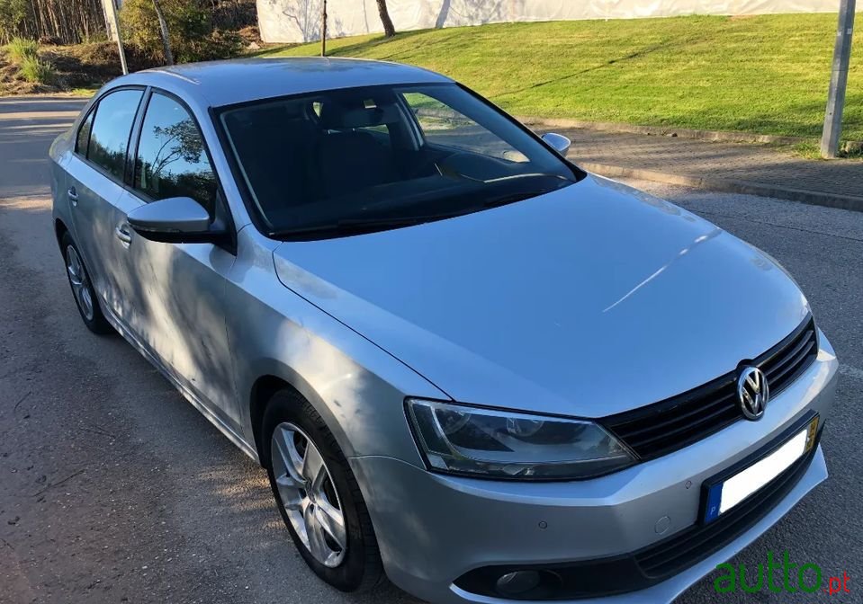 2014' Volkswagen Jetta photo #2