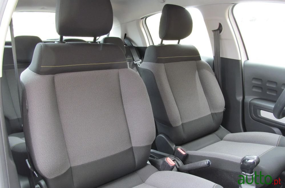 2020' Citroen C3 photo #4