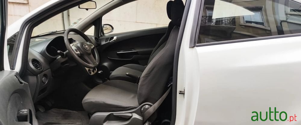 2009' Opel Corsa photo #5