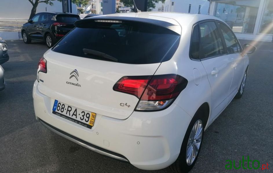 2016' Citroen C4 photo #2